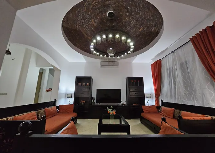 فيلة Private Heated Pool & Enclosed Garden