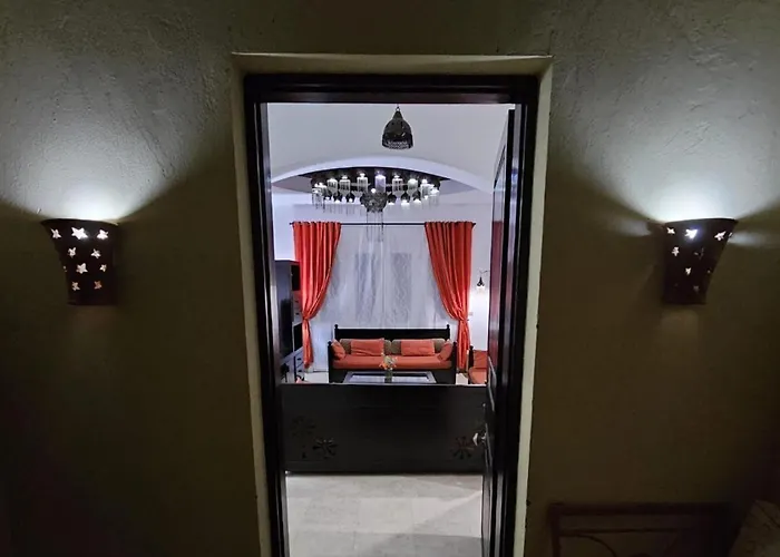 Private Heated Pool & Enclosed Garden فيلة الغردقة