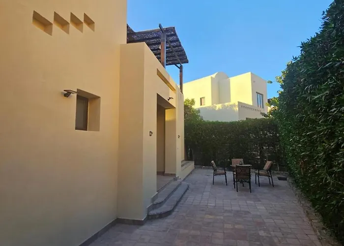 Private Heated Pool & Enclosed Garden * الغردقة
