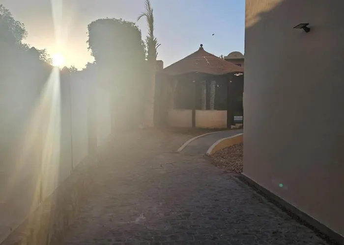 فيلة Private Heated Pool & Enclosed Garden